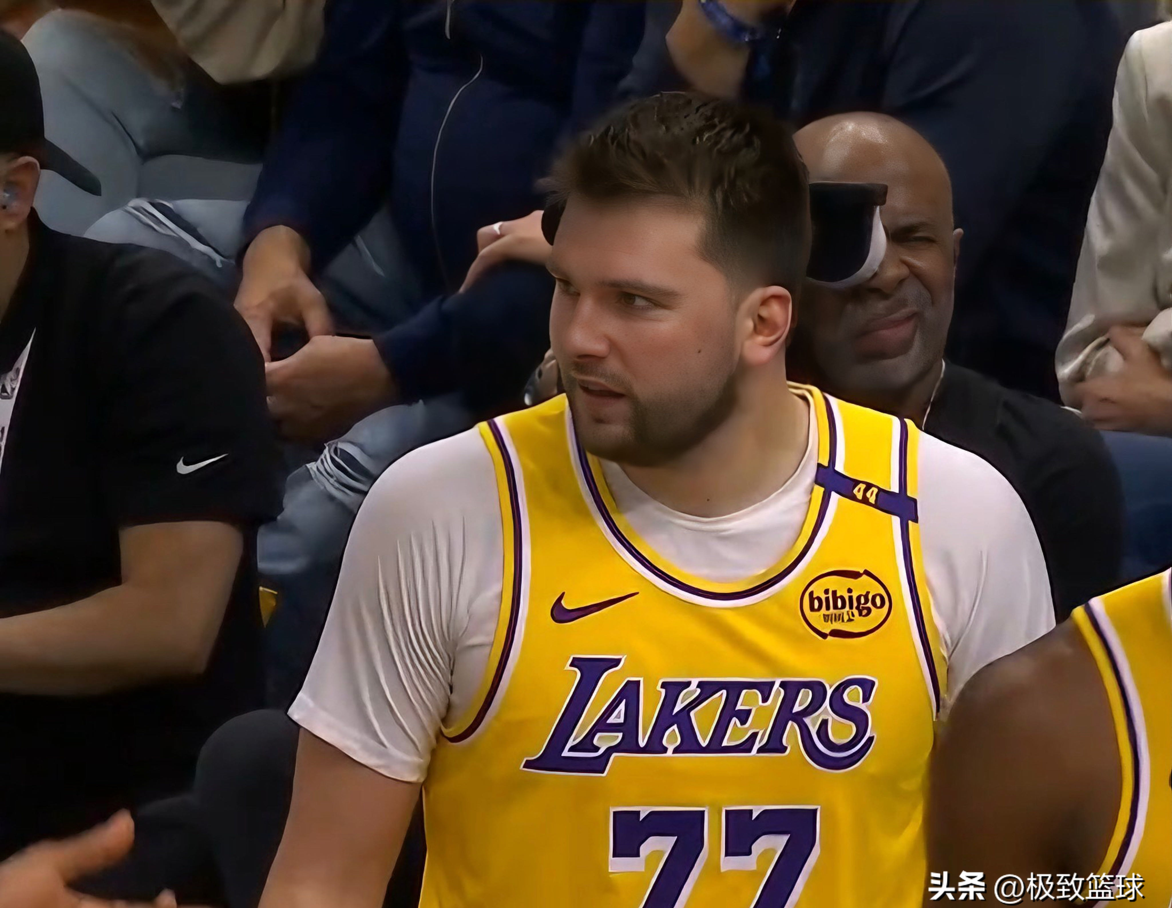 东契奇在快船比赛中战术调整，比赛规则变更引发热议！全场沸腾不已的简单介绍-开云娱乐