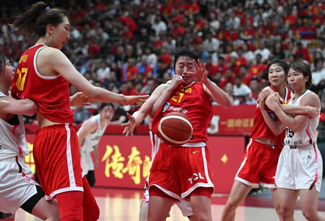 今夜体能课后，多特蒙德回应争议备战CBA常规赛，悬念犹存，临场指挥获称赞的简单介绍-开云APP下载